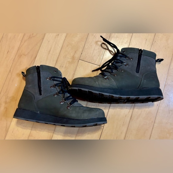 Kamik Ariel Lo Boots Womens Size 10 Hunter Green Waterproof Leather Ankle Bootie - Picture 3 of 8